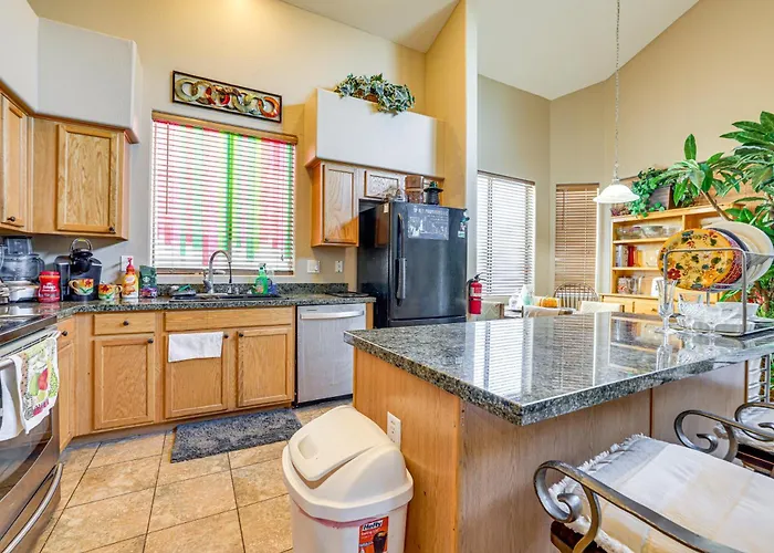 Near Golf Courses & Casinos: W/ Yard * Maricopa
