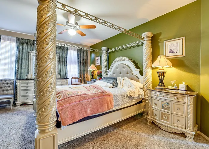 Holiday home Near Golf Courses & Casinos: W/ Yard Maricopa