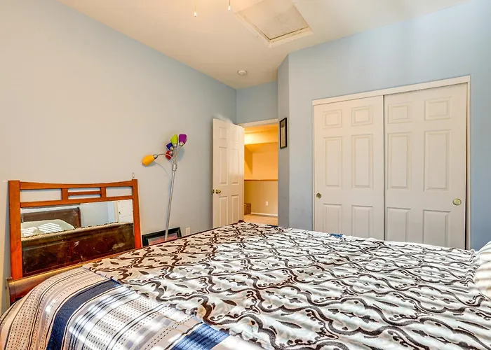 Near Golf Courses & Casinos: W/ Yard * Maricopa