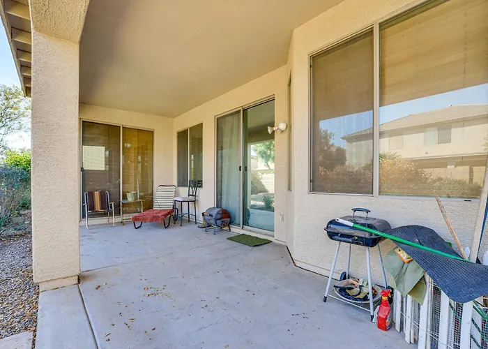Near Golf Courses & Casinos: W/ Yard Holiday home