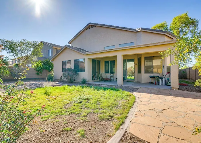 Near Golf Courses & Casinos: W/ Yard Holiday home