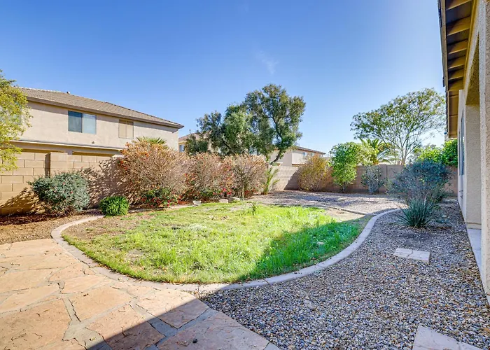 Near Golf Courses & Casinos: W/ Yard * Maricopa